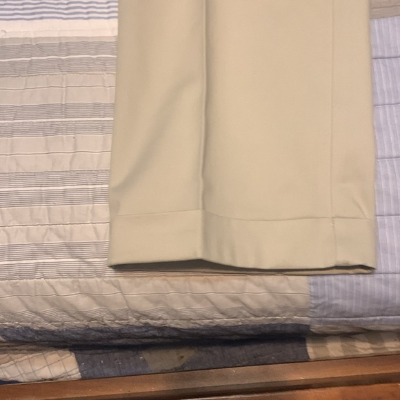 DOCKERS CUFFED DRESS PANTS:  SIZE 40 W by 30 L: NWT - Picture 8 of 10